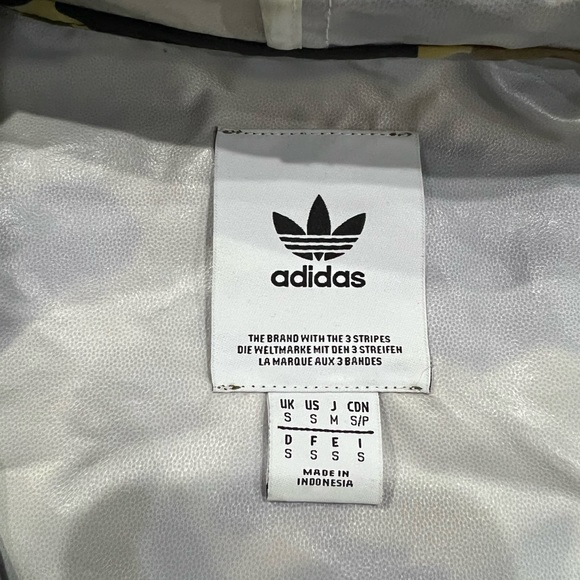 Adidas Camo Jacket *Like new* - Picture 6 of 6